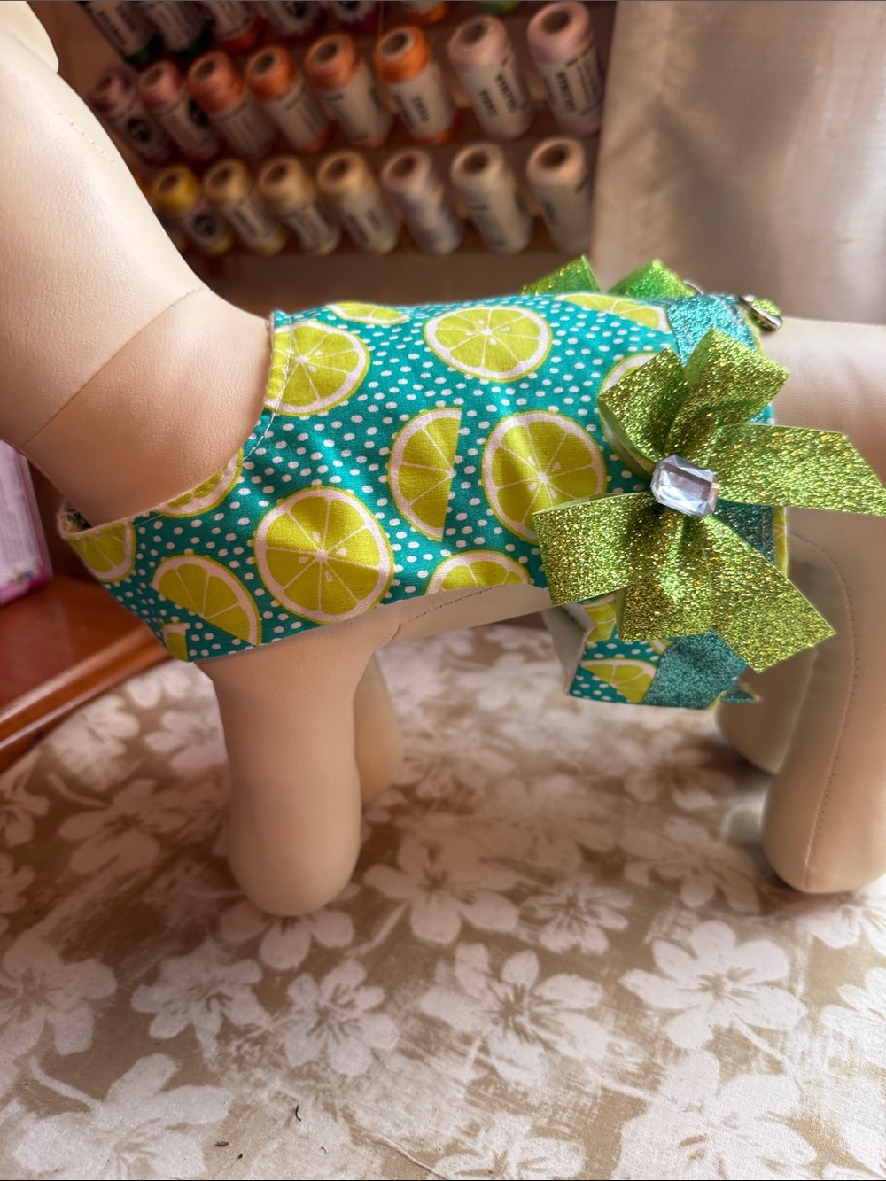 NWOT Handmade dog harness limes